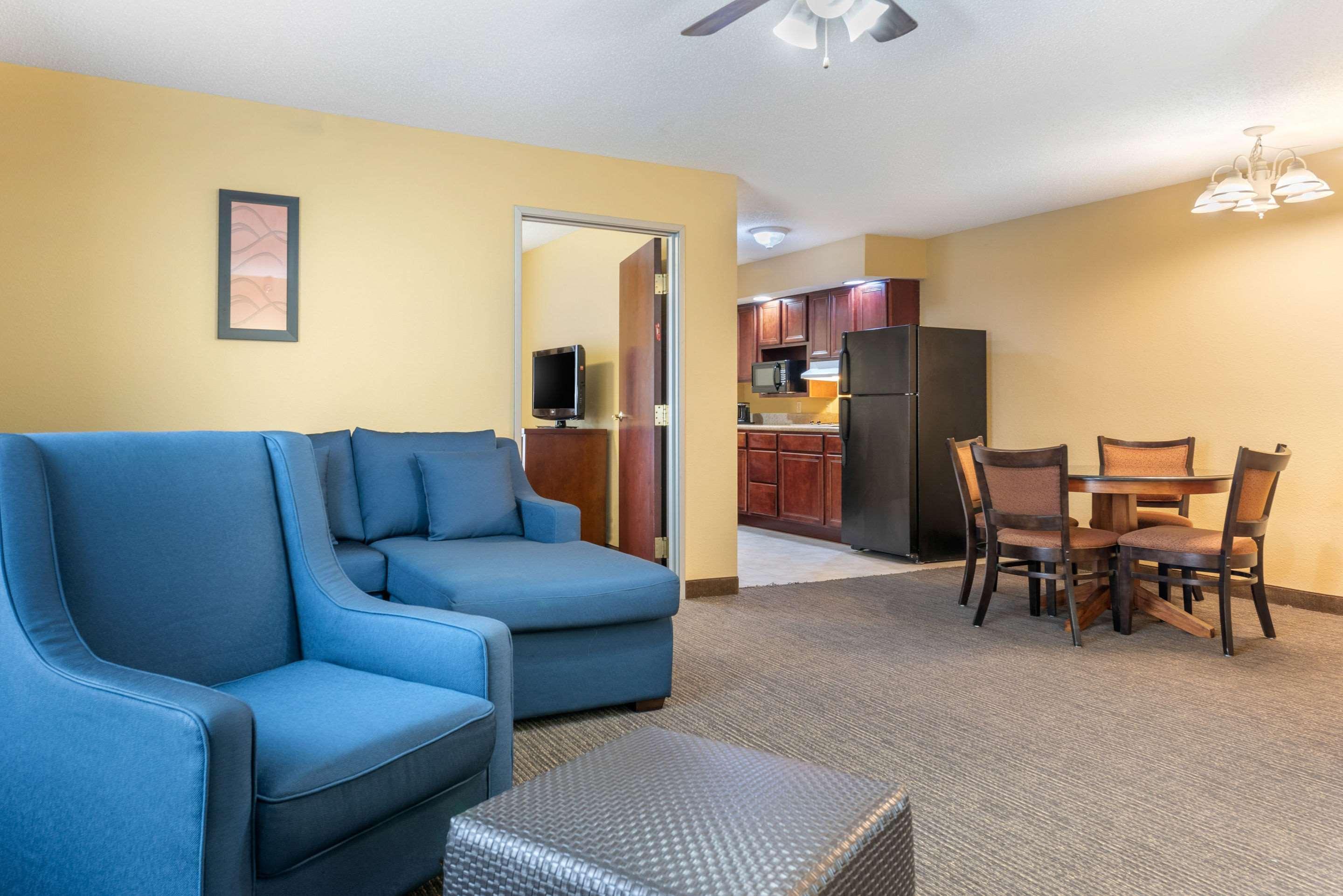 Comfort Suites Findlay Exteriér fotografie