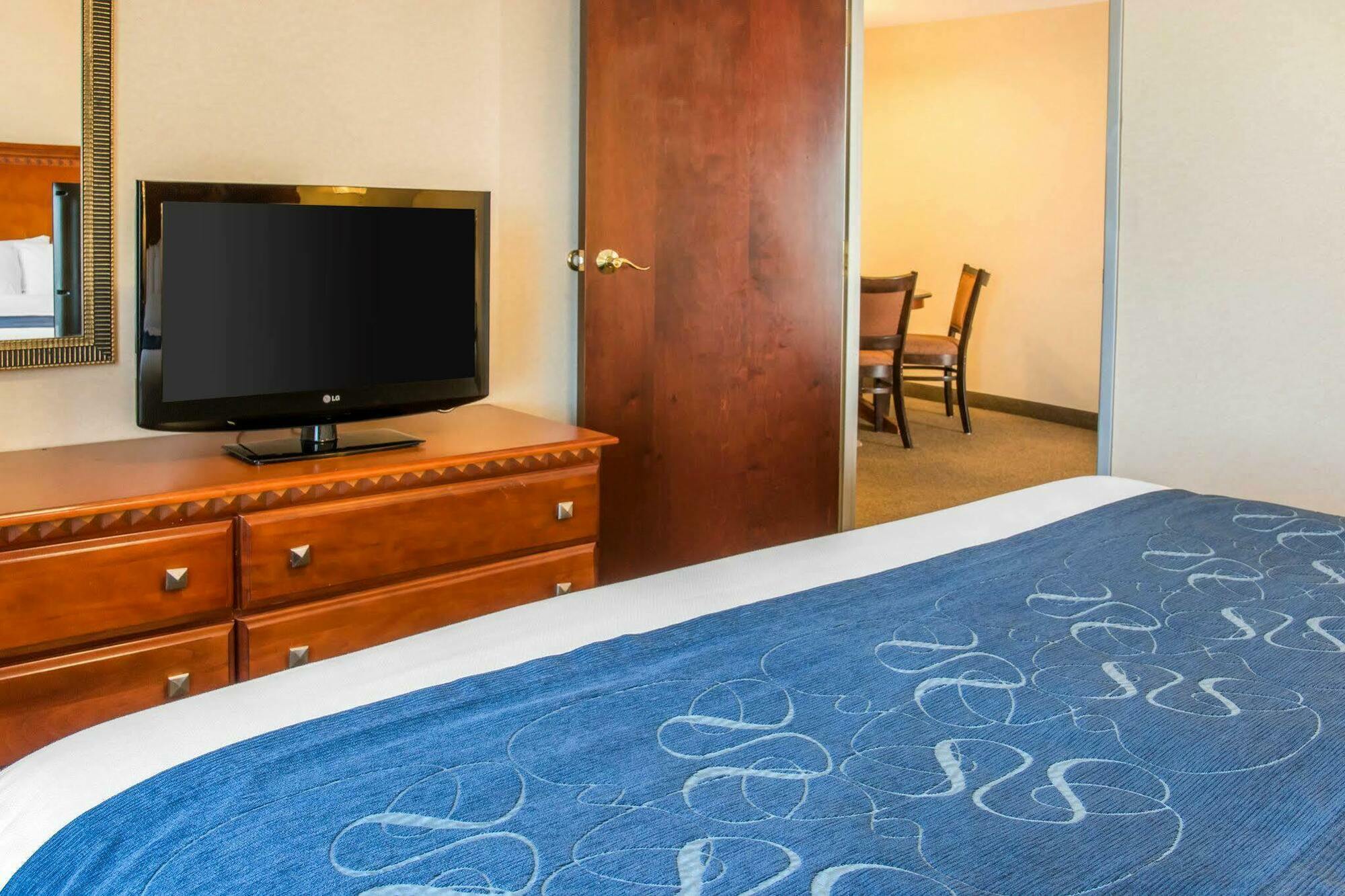 Comfort Suites Findlay Exteriér fotografie