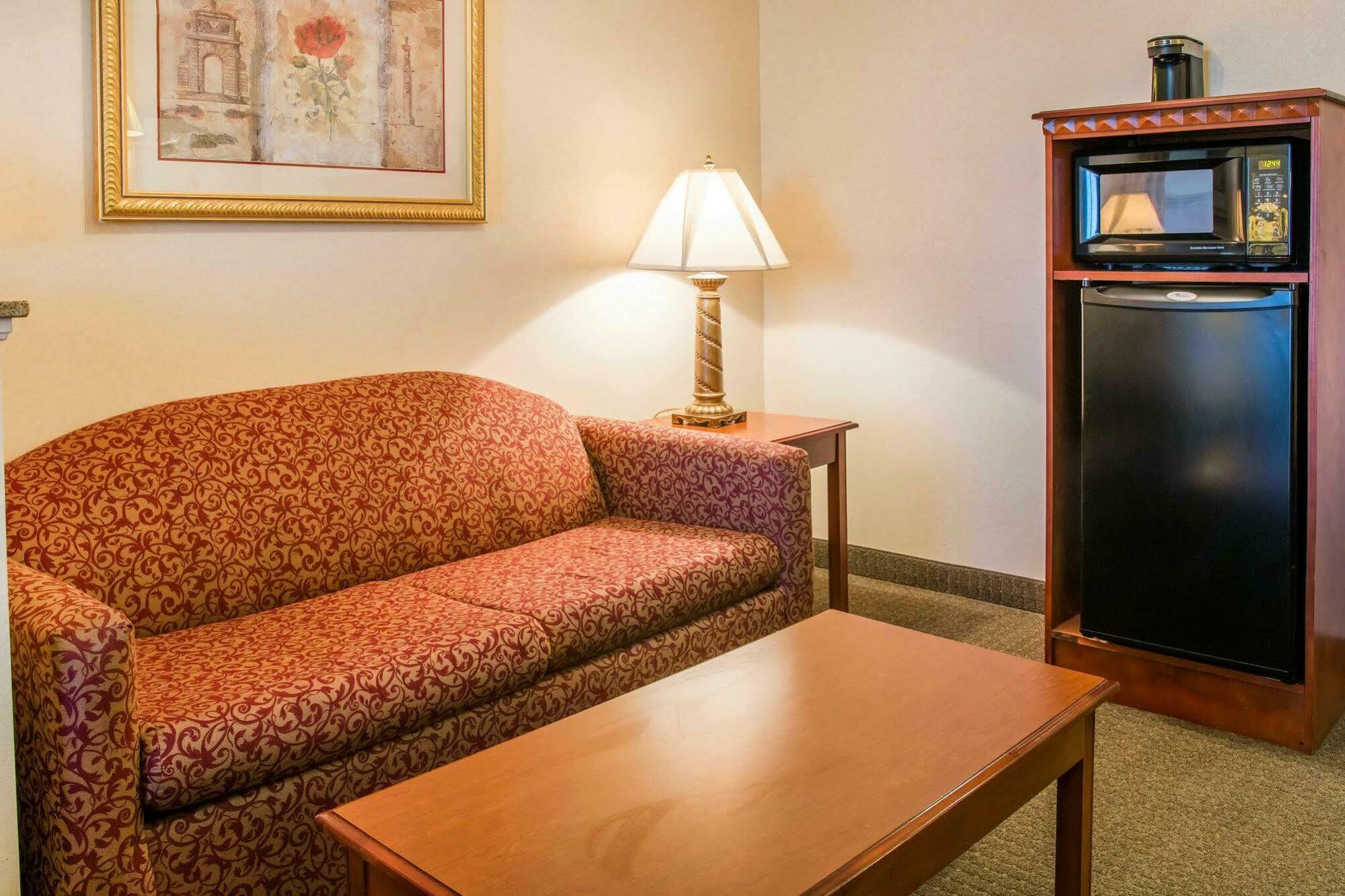 Comfort Suites Findlay Exteriér fotografie